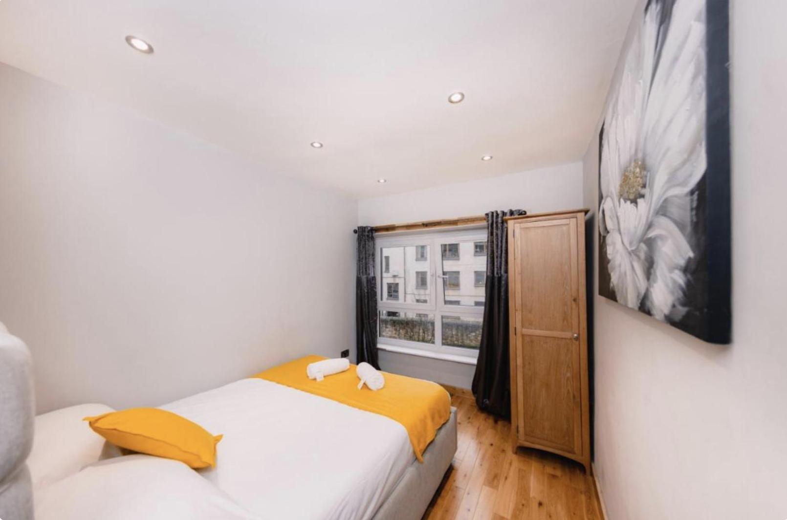 Superb Luxury Apartment By Canal - Central Edinburgh Edimburgo Exterior foto