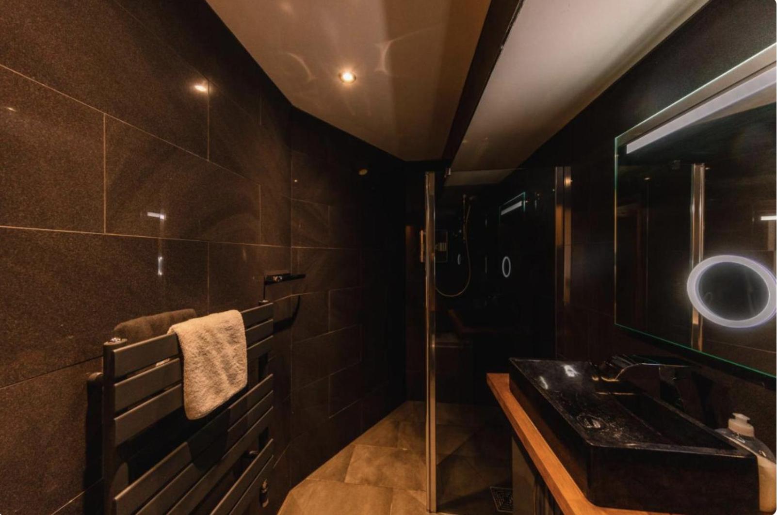 Superb Luxury Apartment By Canal - Central Edinburgh Edimburgo Exterior foto