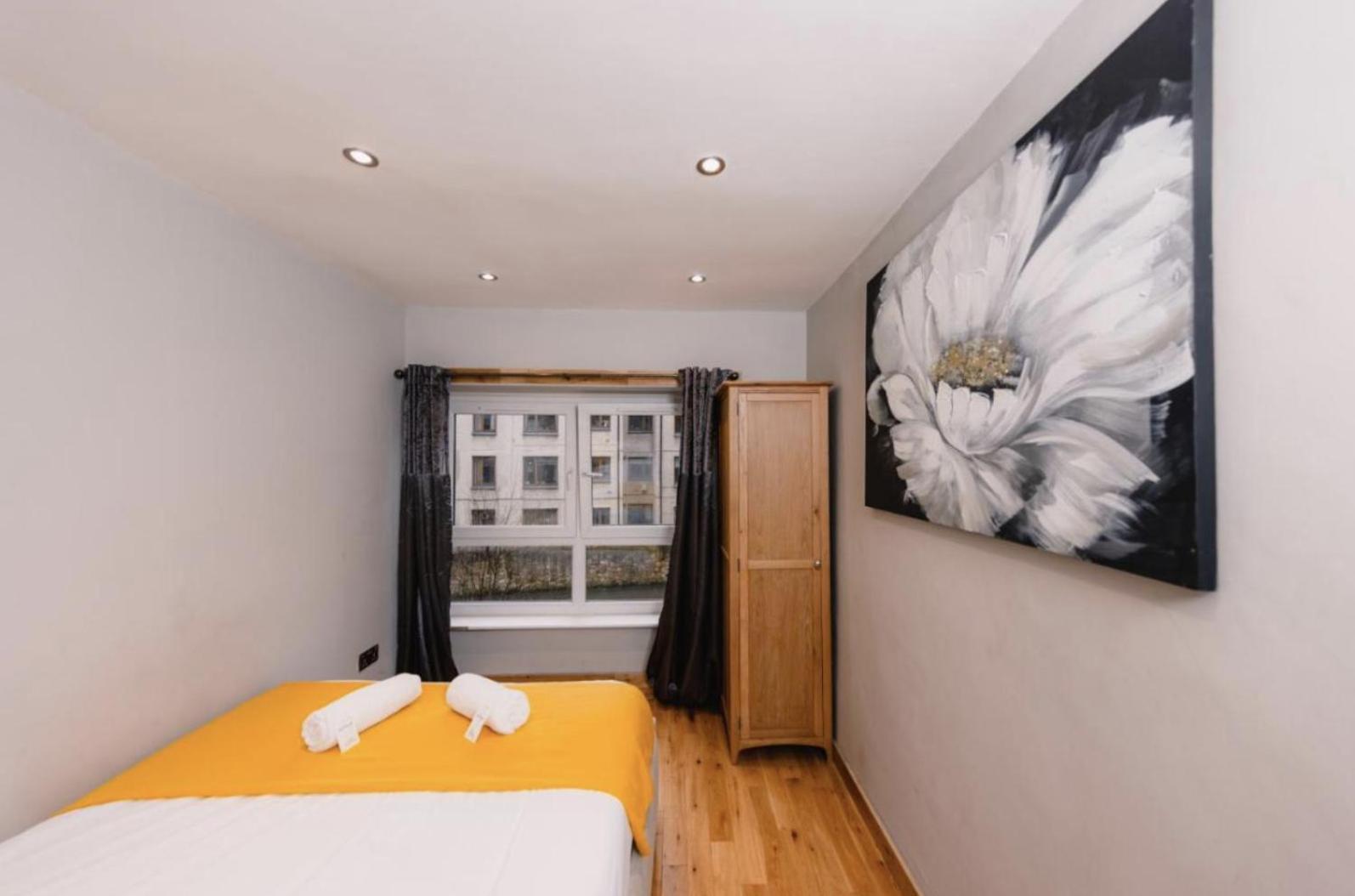 Superb Luxury Apartment By Canal - Central Edinburgh Edimburgo Exterior foto