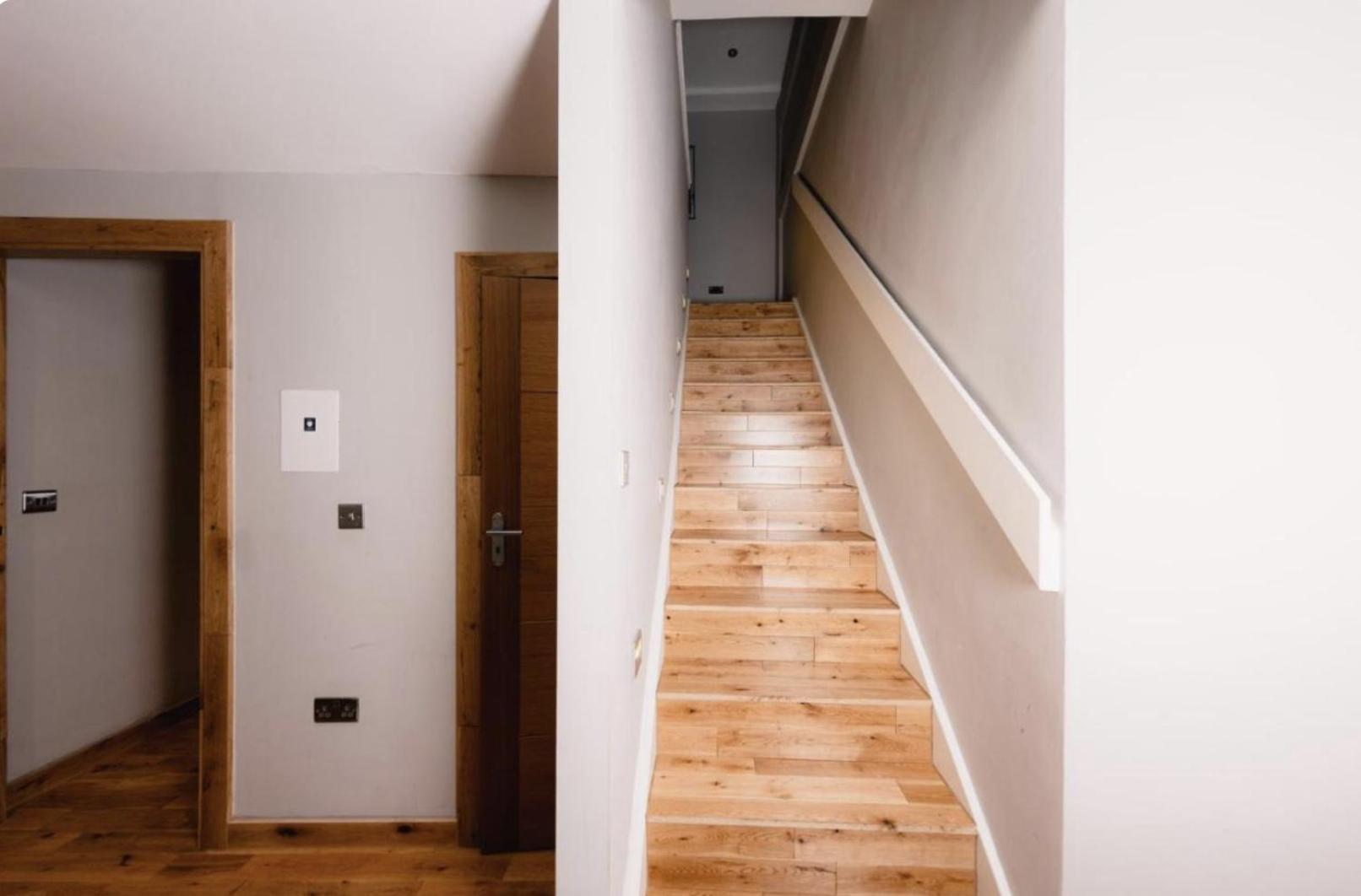 Superb Luxury Apartment By Canal - Central Edinburgh Edimburgo Exterior foto